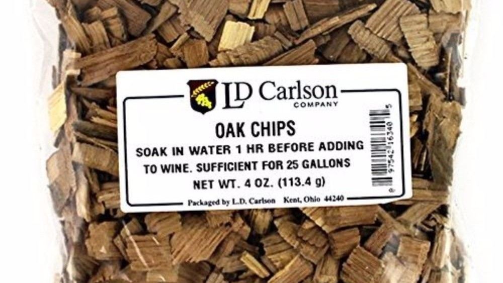 Зачем в бочки для выдержки вина добавляют дубовую щепу oak-chips-3