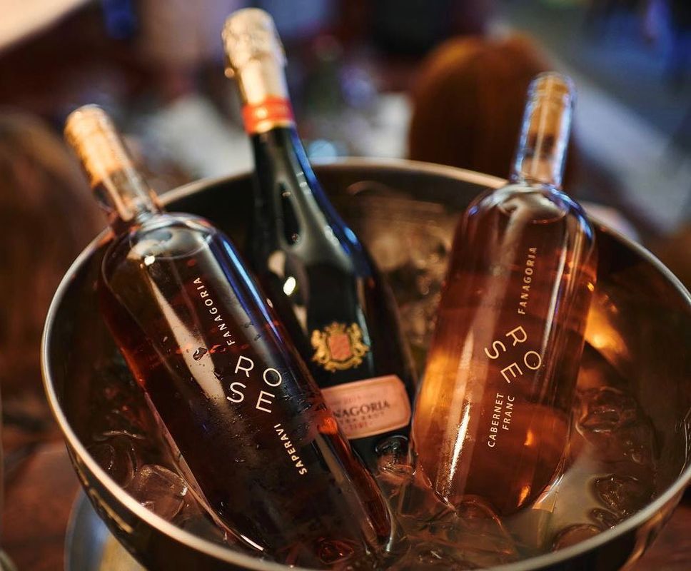 Лучшие розовые вина России 2022 года по версии «Роскачества» 004_5-luchshikh-rossiyskikh-rozovykh-vin-2022-goda